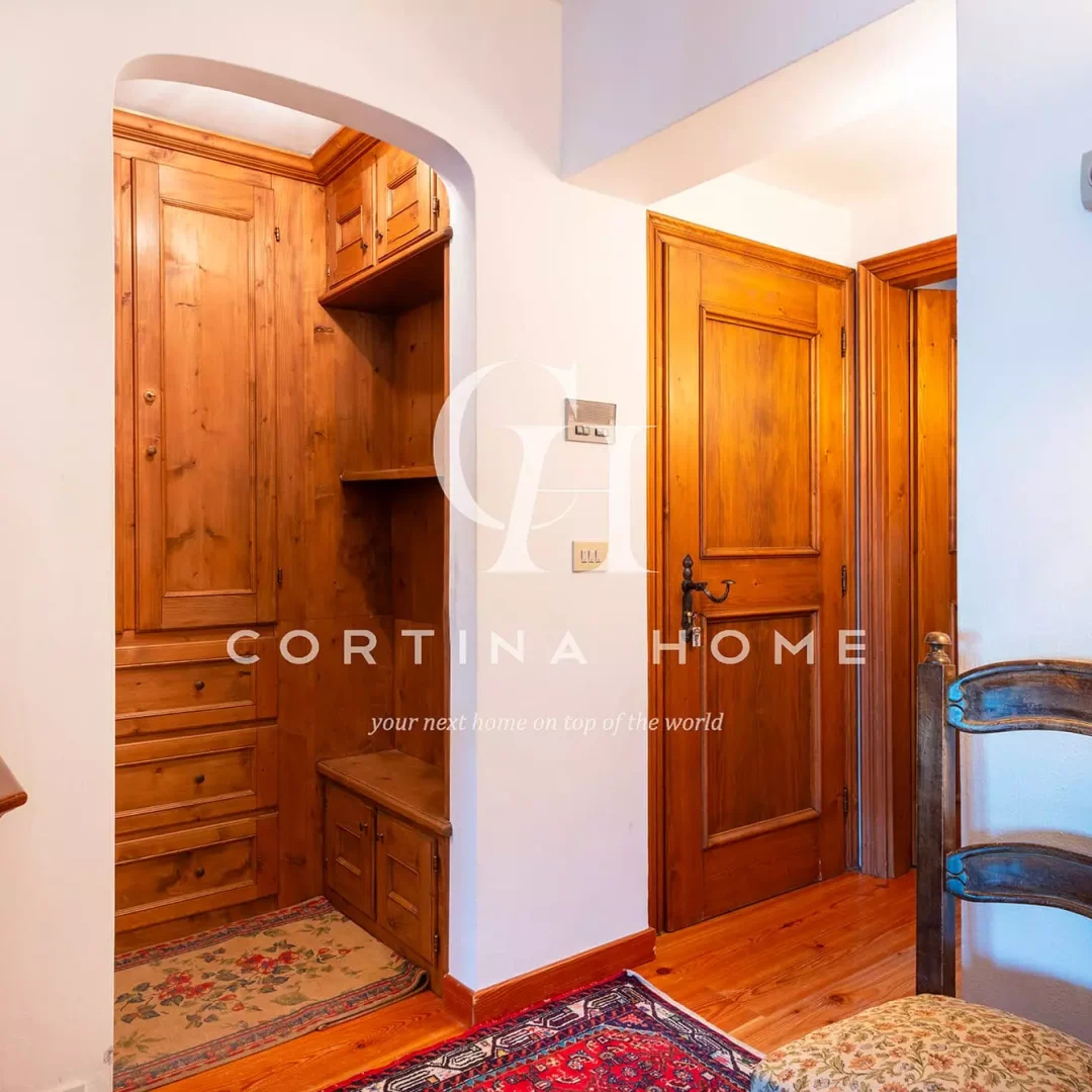 03-cortina-home-ciasa-verocai-ingresso