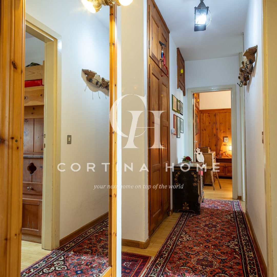 12-cortina-home-ca-milano-piano-terra-corridoio